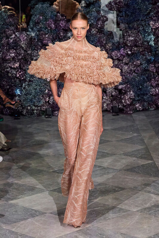 Siriano S24 044