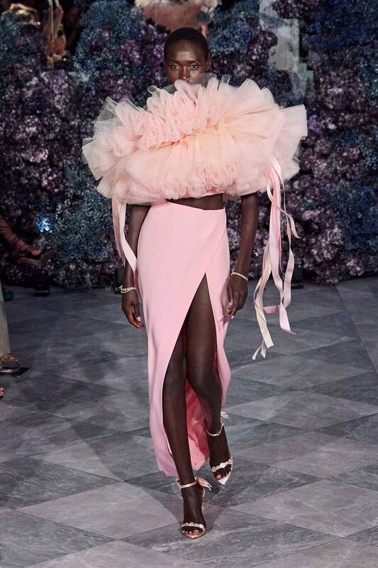 Siriano S24 053