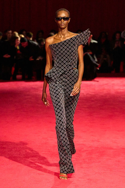 Siriano F25 029