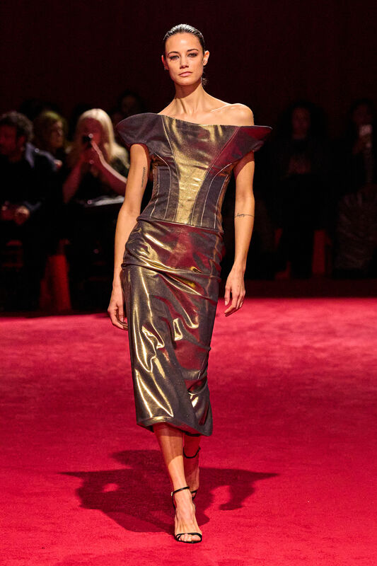 Siriano F25 044
