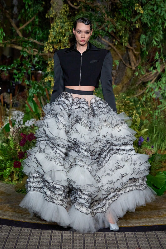Siriano S25 028