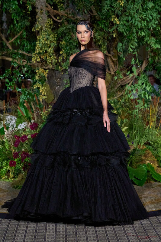 Siriano S25 052