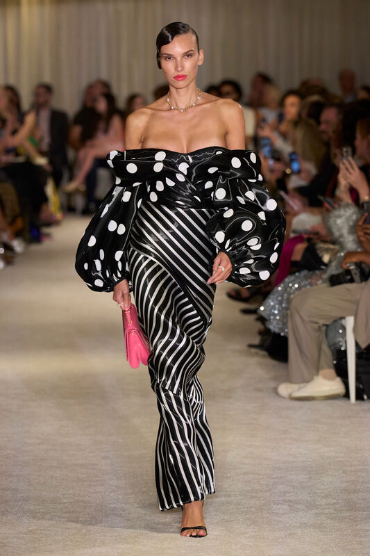 Siriano S26 002