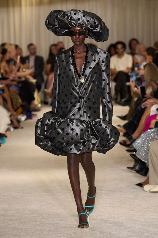 Siriano S26 009