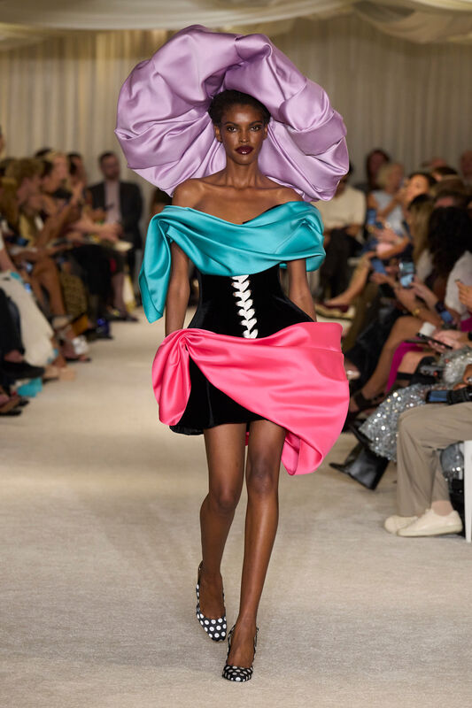 Siriano S26 055