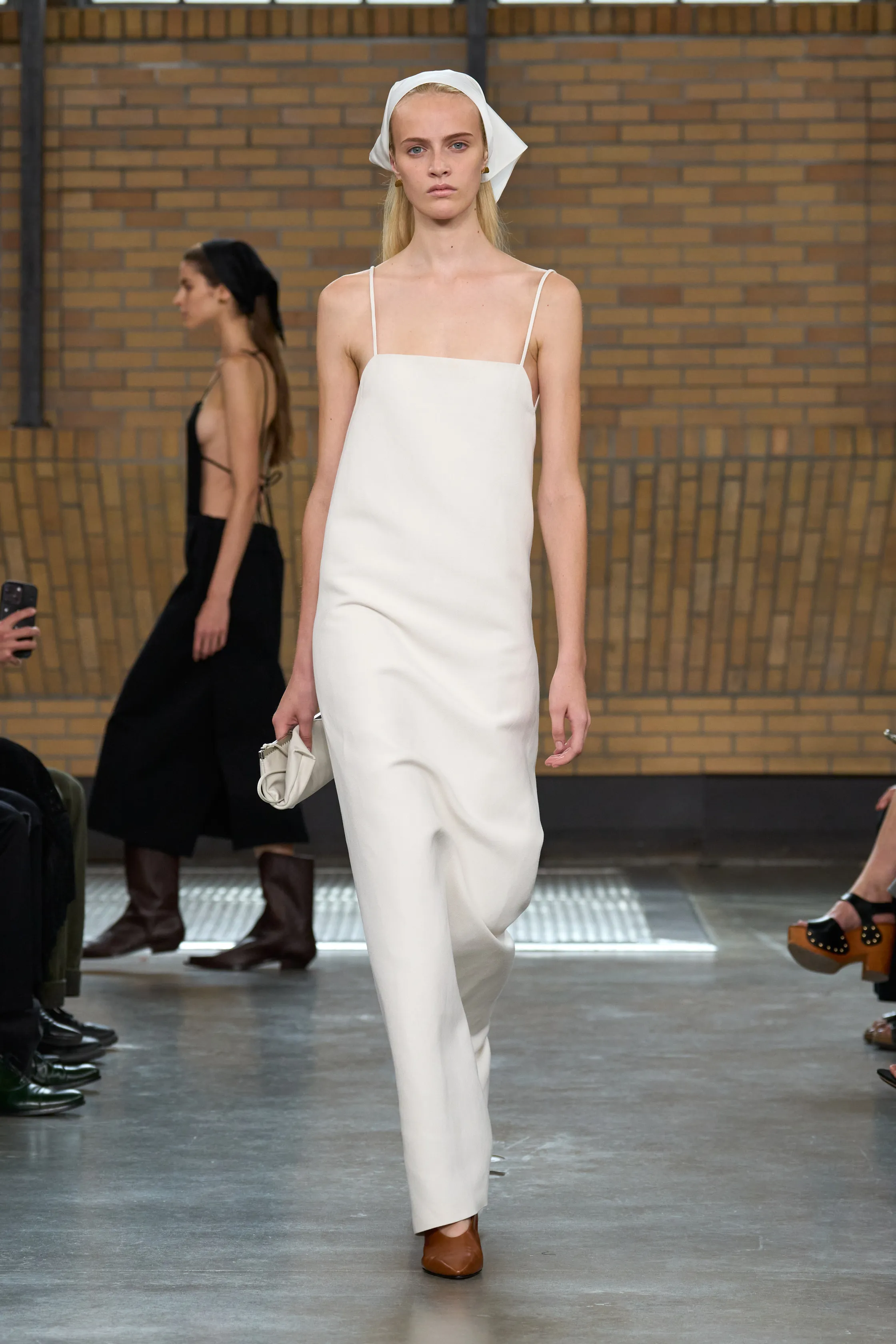00005-calvin-klein-spring-2026-ready-to-wear-credit-brand
