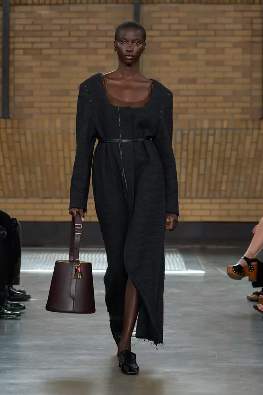 00002-calvin-klein-spring-2026-ready-to-wear-credit-brand