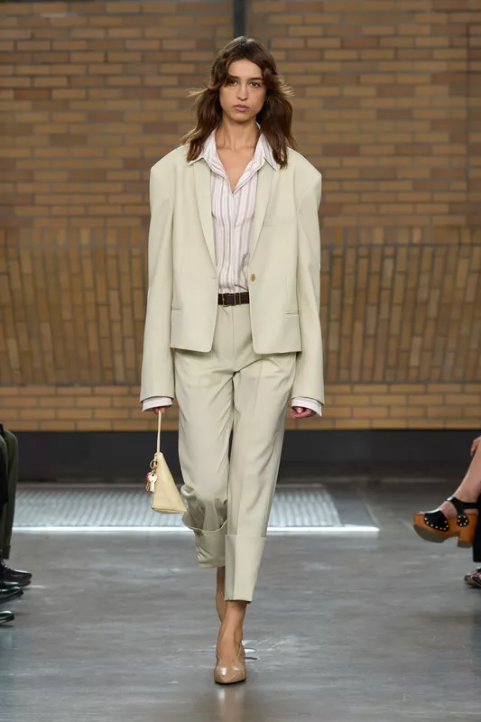 00016-calvin-klein-spring-2026-ready-to-wear-credit-brand