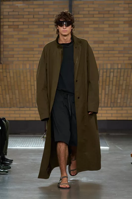 00022-calvin-klein-spring-2026-ready-to-wear-credit-brand
