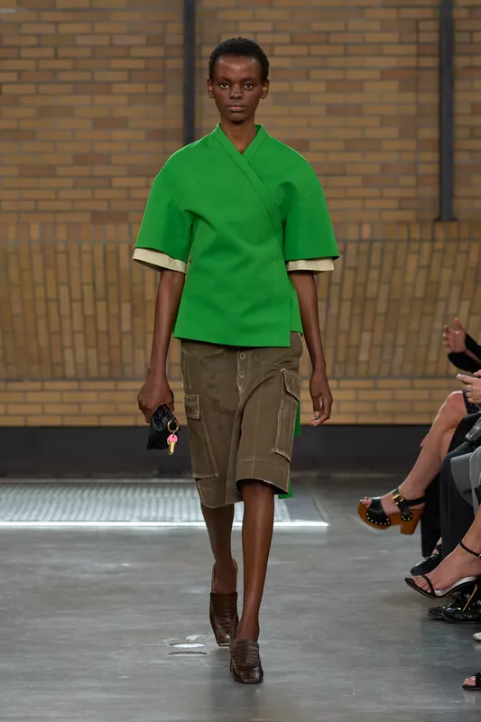00026-calvin-klein-spring-2026-ready-to-wear-credit-brand