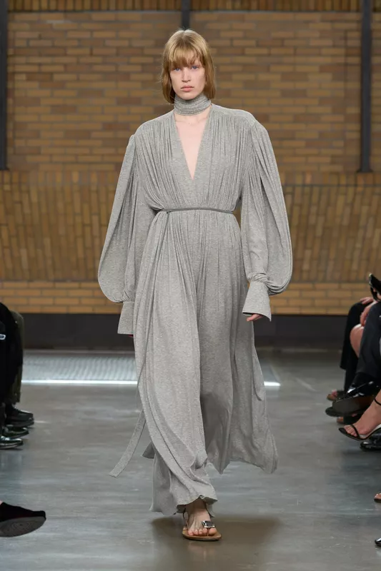 00045-calvin-klein-spring-2026-ready-to-wear-credit-brand