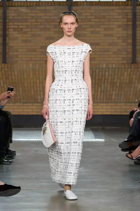 00047-calvin-klein-spring-2026-ready-to-wear-credit-brand