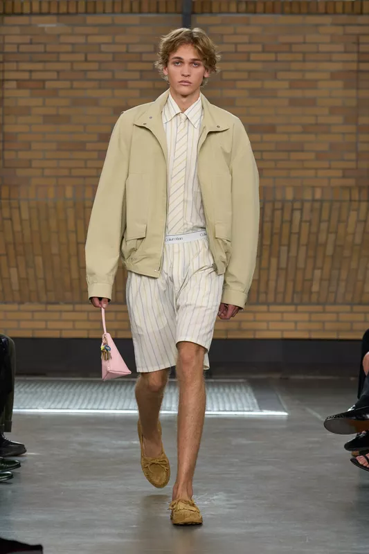 00053-calvin-klein-spring-2026-ready-to-wear-credit-brand