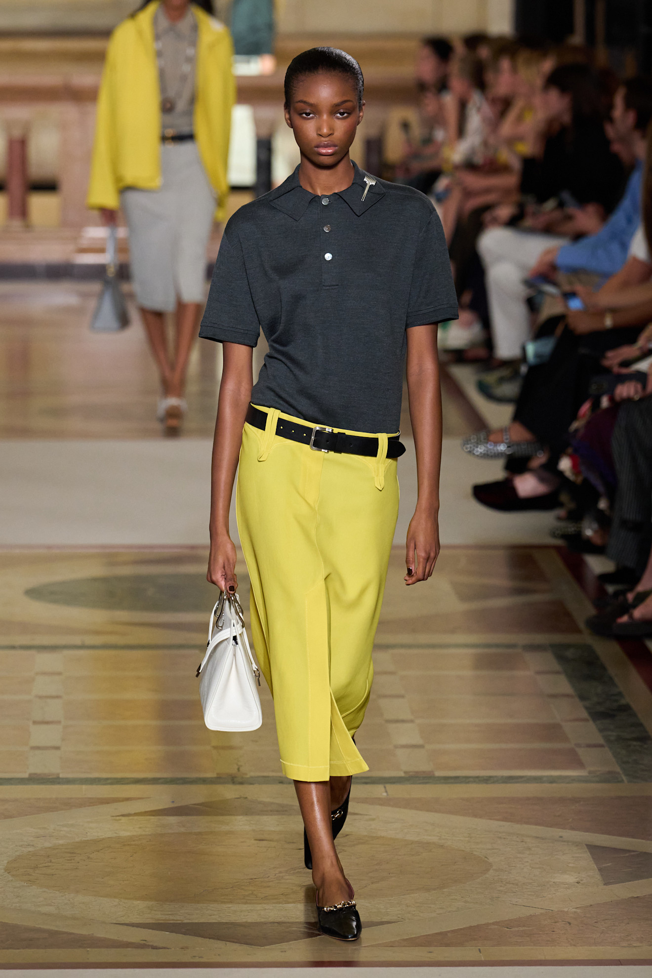 Tory Burch S26 019