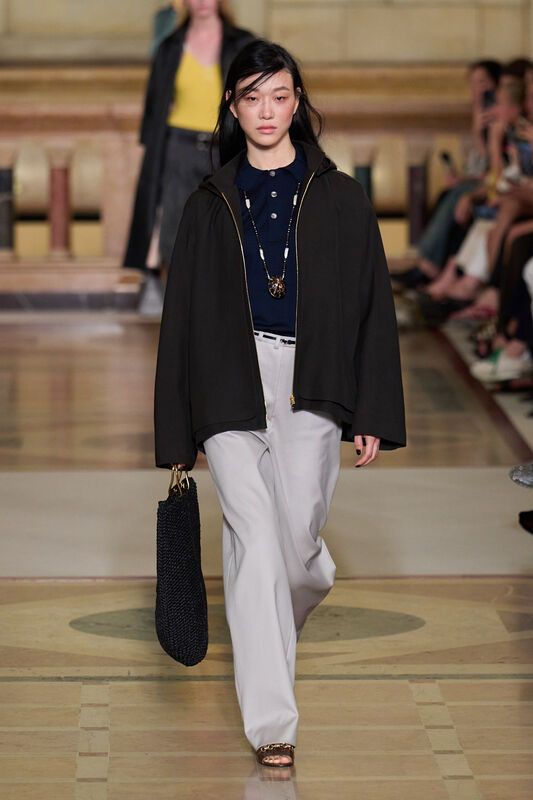 Tory Burch S26 017