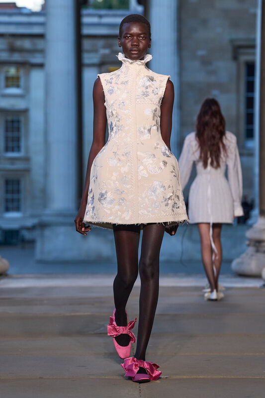 Erdem S26 007