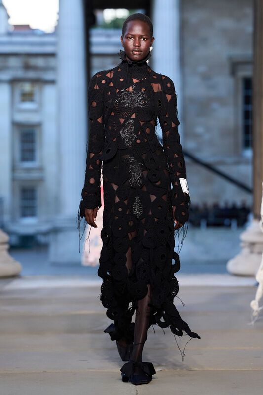 Erdem S26 037
