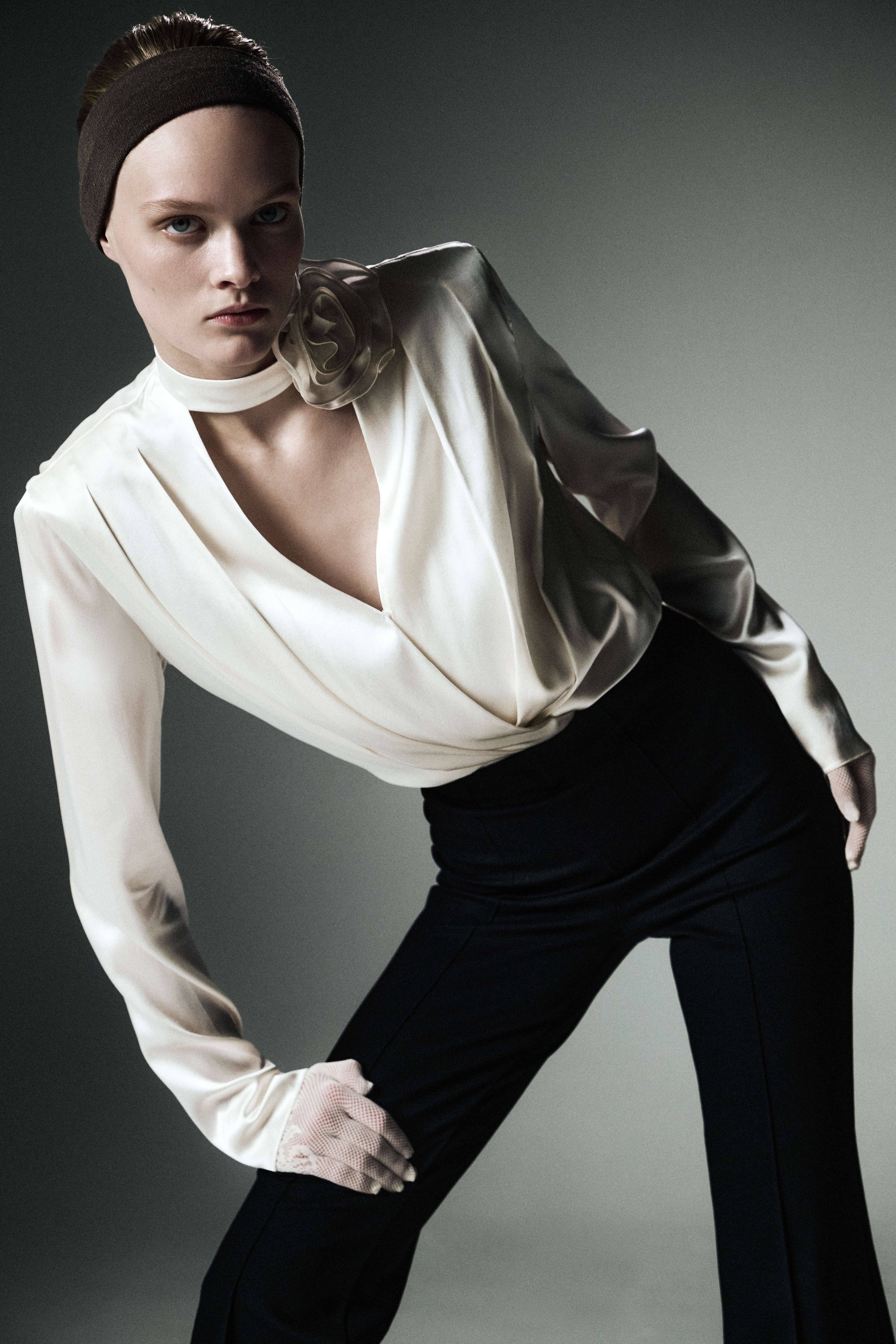 R25FW_T051AT23_N00N:02_Jasmine top_1