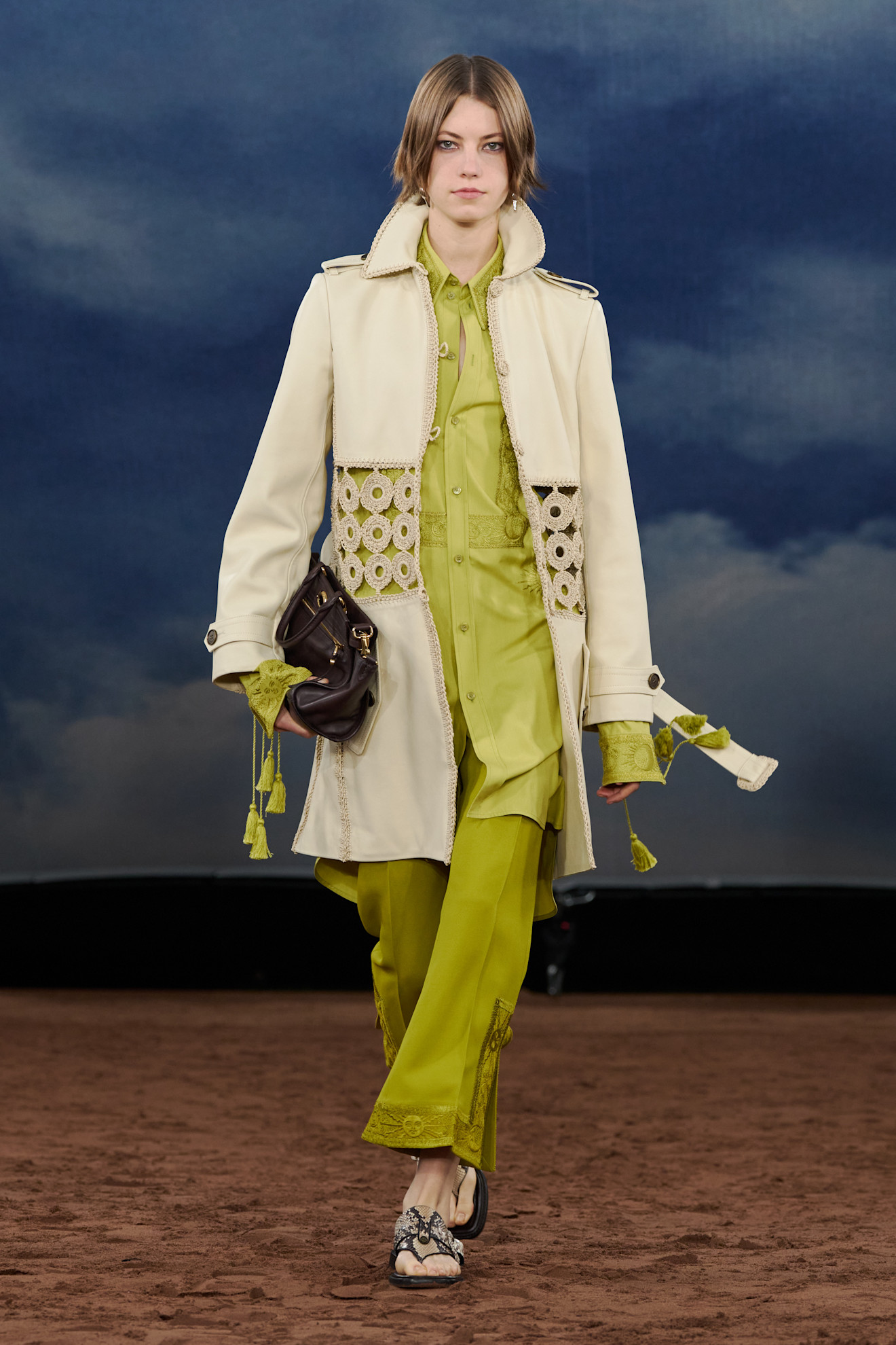 Burberry S26 045