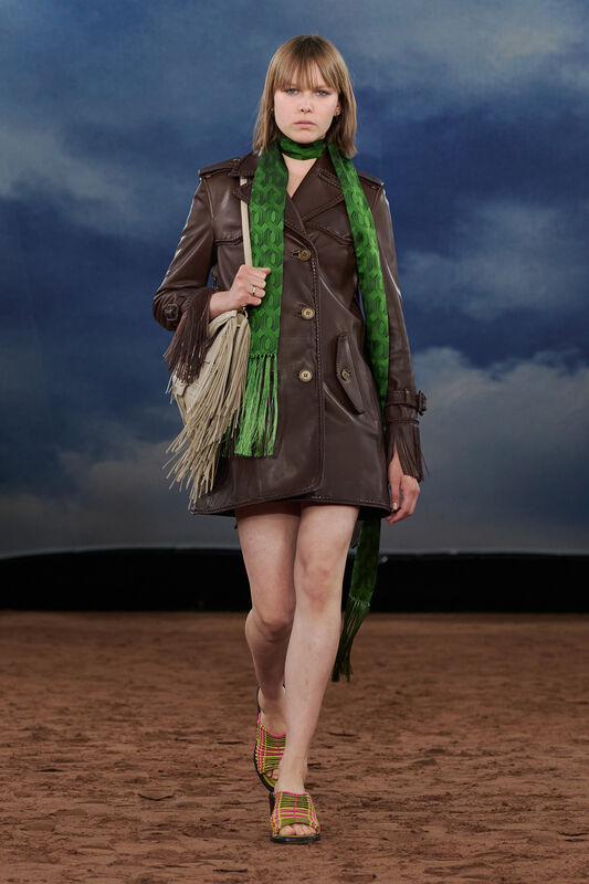 Burberry S26 010