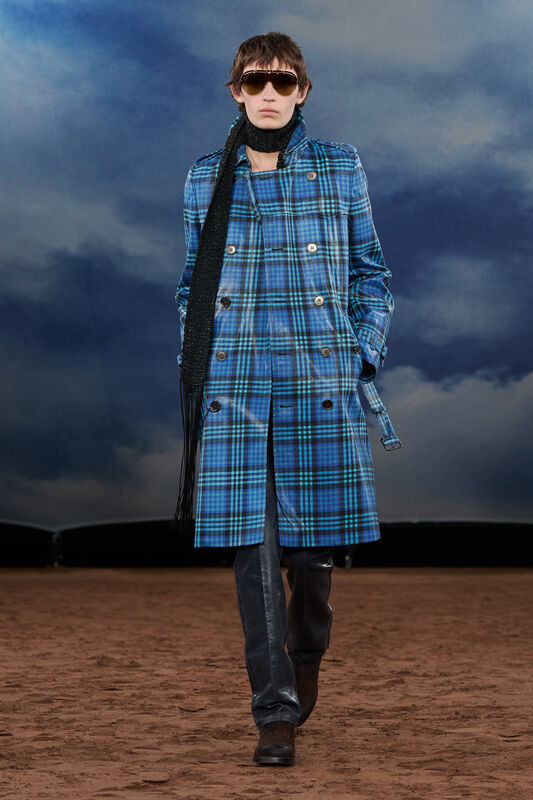Burberry S26 011