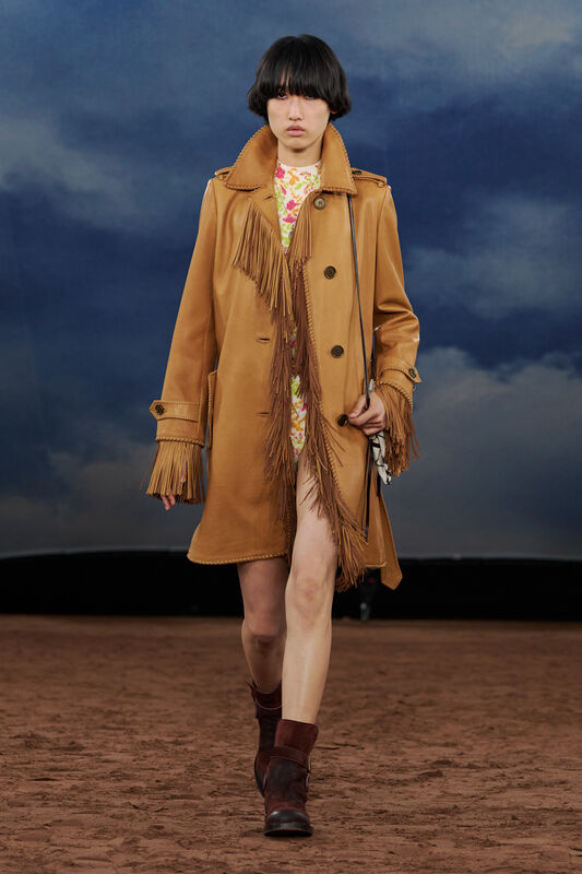 Burberry S26 028