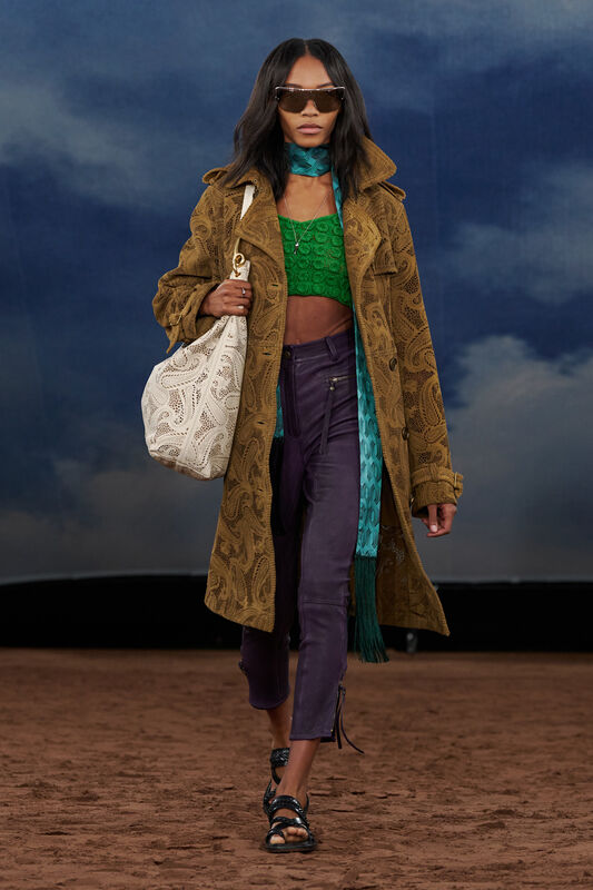 Burberry S26 041