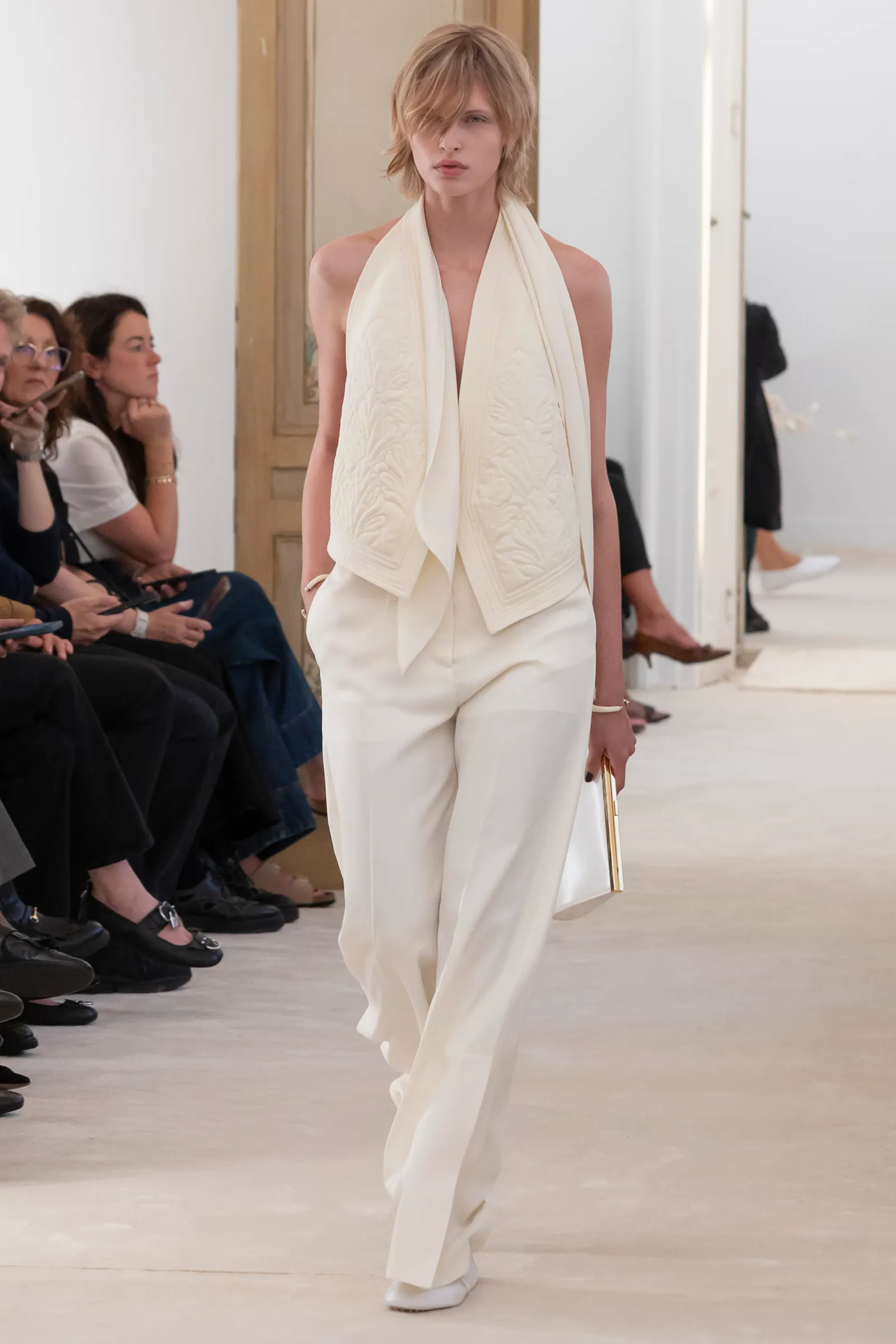00001-alberta-ferretti-spring-2026-ready-to-wear-credit-brand