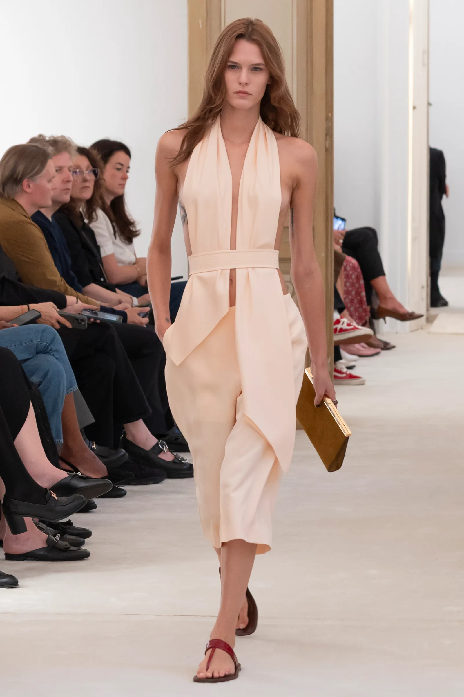 00029-alberta-ferretti-spring-2026-ready-to-wear-credit-brand