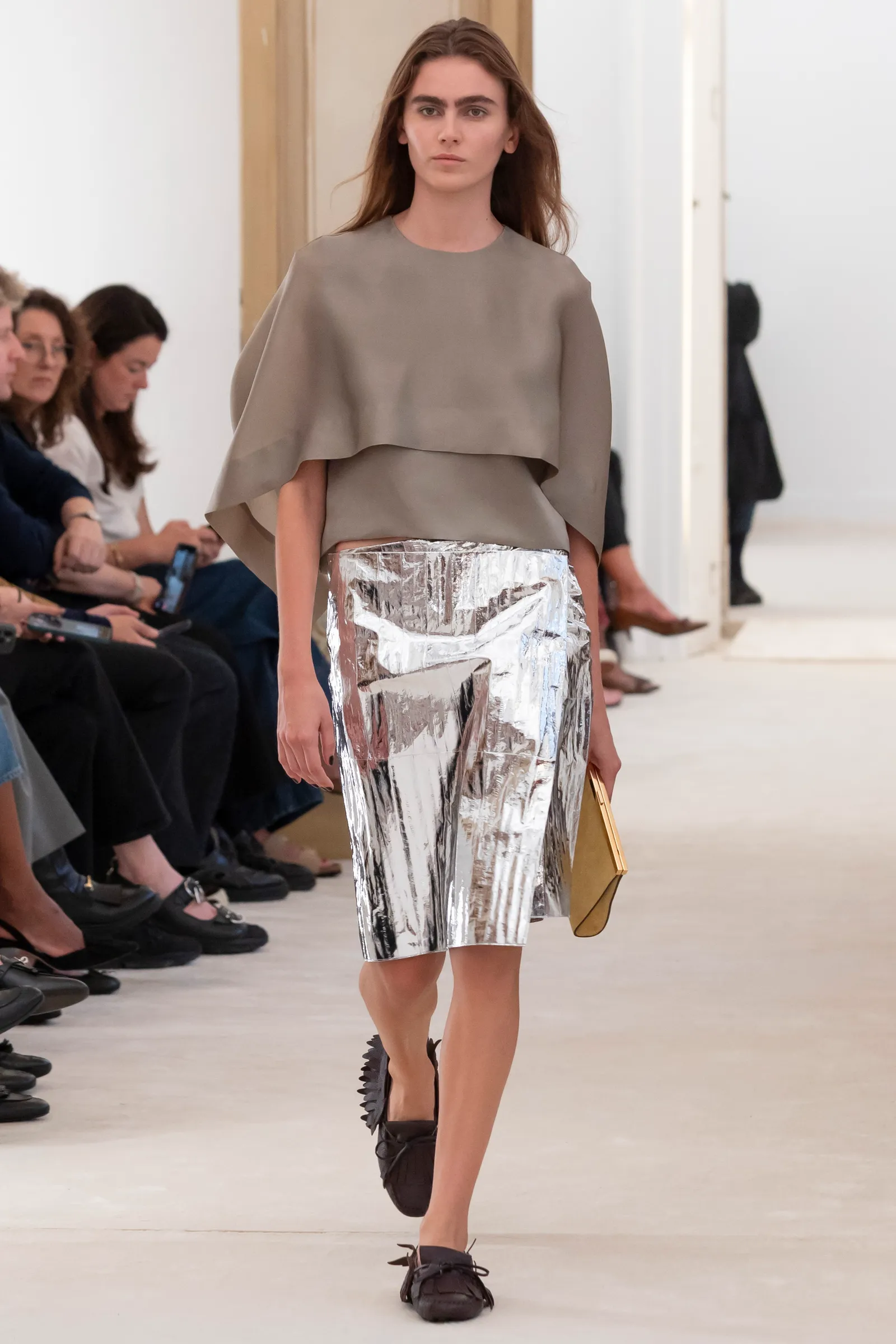 00037-alberta-ferretti-spring-2026-ready-to-wear-credit-brand-1