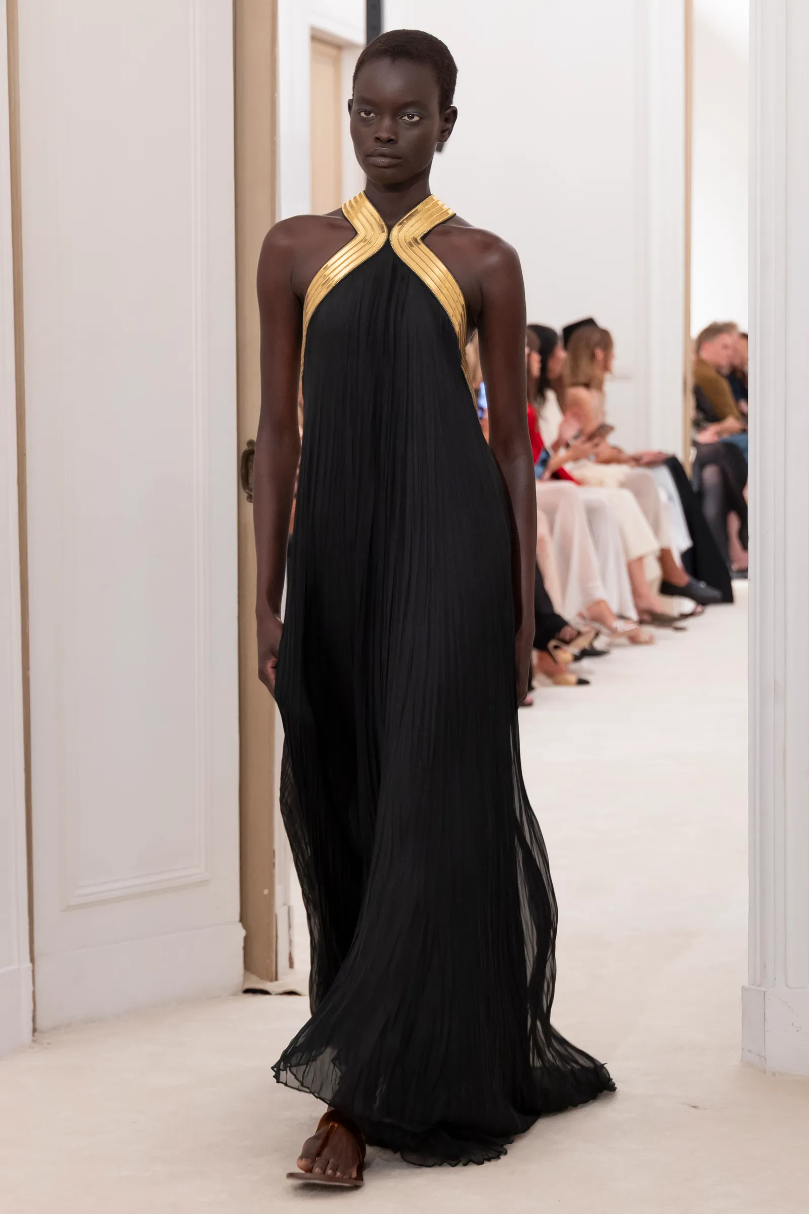 00048-alberta-ferretti-spring-2026-ready-to-wear-credit-brand