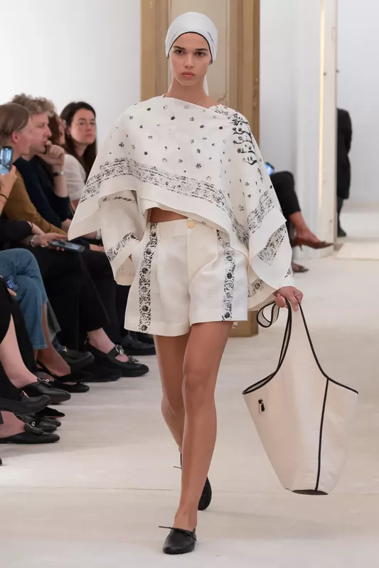 00019-alberta-ferretti-spring-2026-ready-to-wear-credit-brand