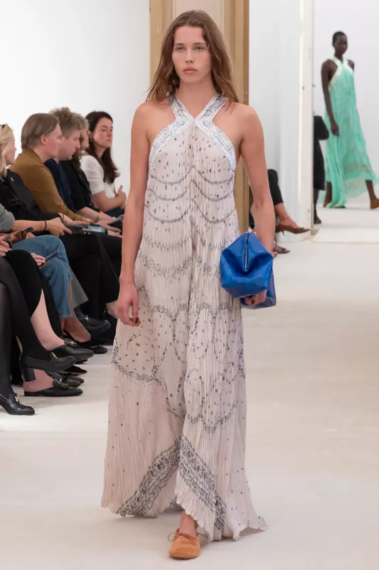 00022-alberta-ferretti-spring-2026-ready-to-wear-credit-brand