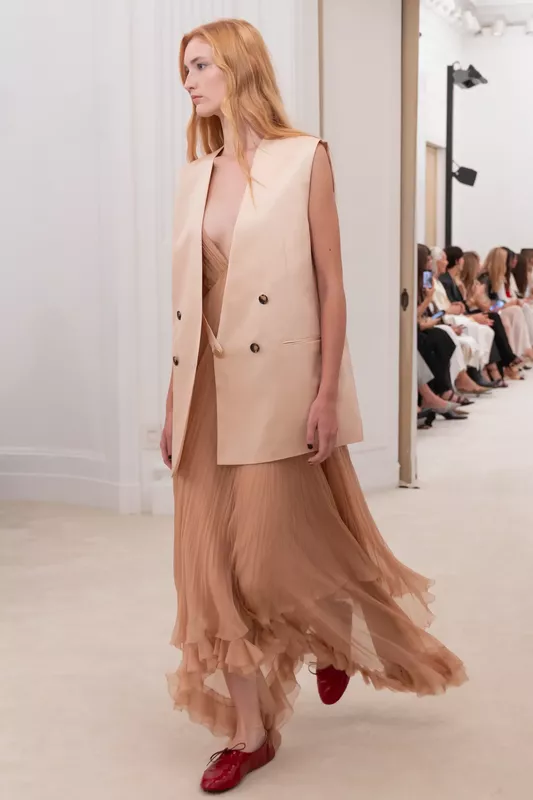 00027-alberta-ferretti-spring-2026-ready-to-wear-credit-brand