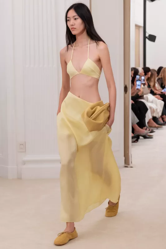 00033-alberta-ferretti-spring-2026-ready-to-wear-credit-brand