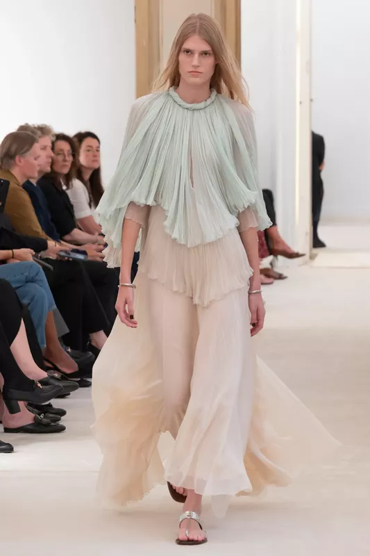 00034-alberta-ferretti-spring-2026-ready-to-wear-credit-brand