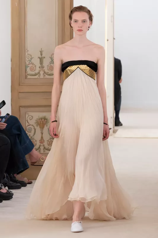 00049-alberta-ferretti-spring-2026-ready-to-wear-credit-brand