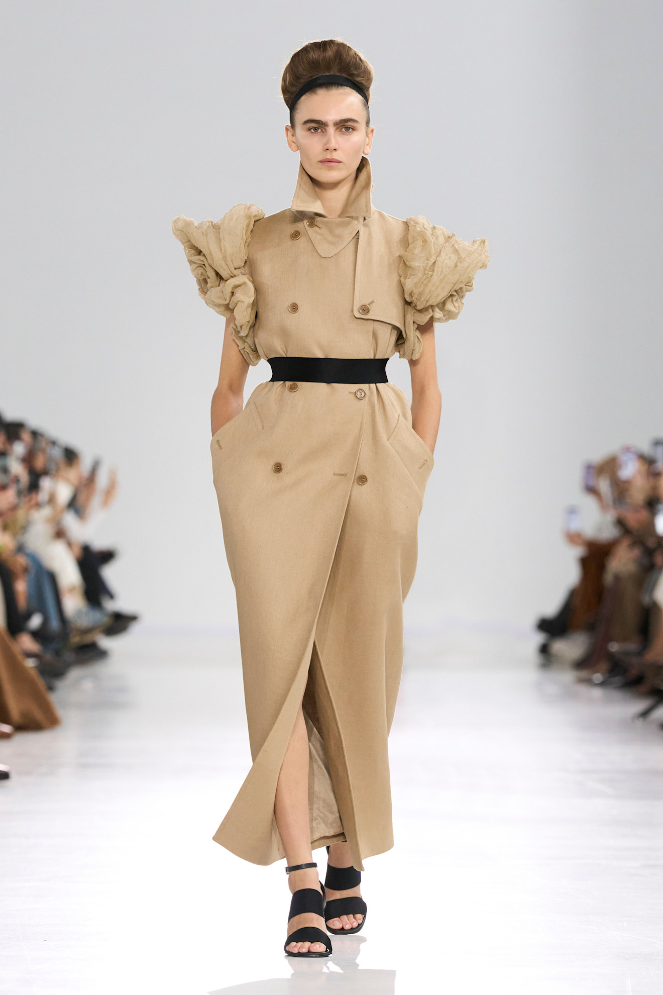 Max Mara S26 001