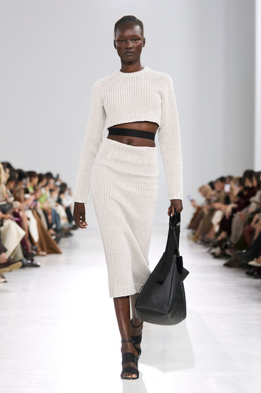 Max Mara S26 027