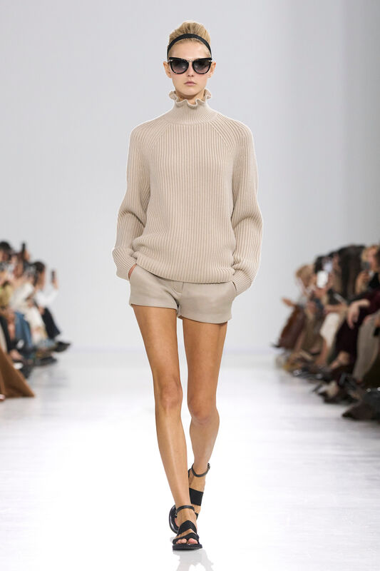 Max Mara S26 030