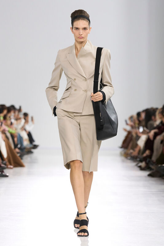 Max Mara S26 031