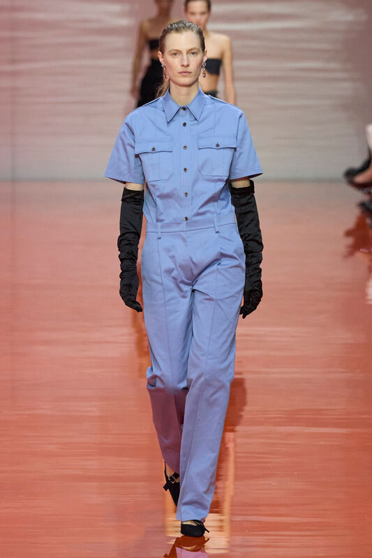 Prada S26 002