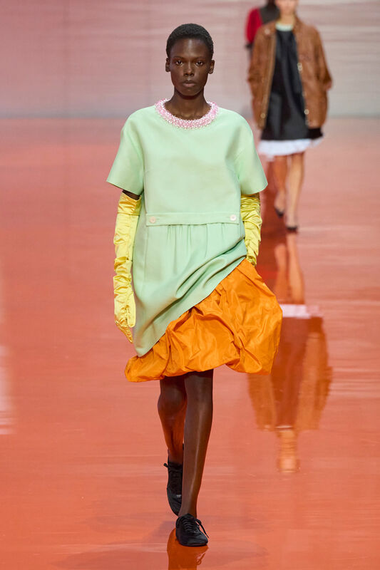 Prada S26 018