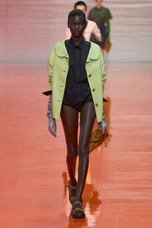 Prada S26 045