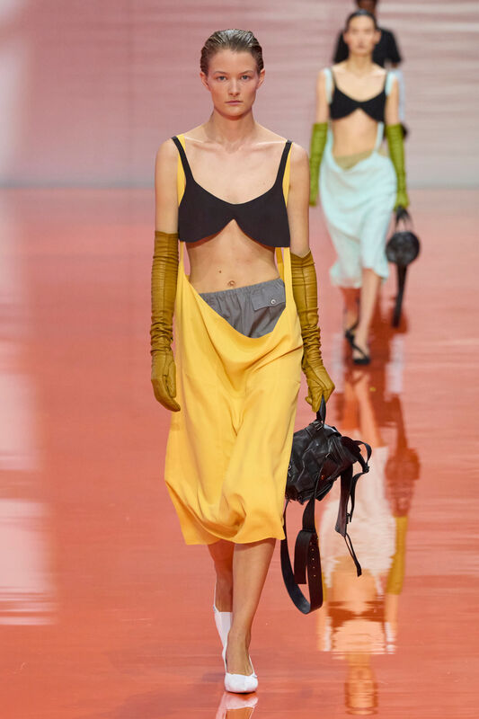 Prada S26 051