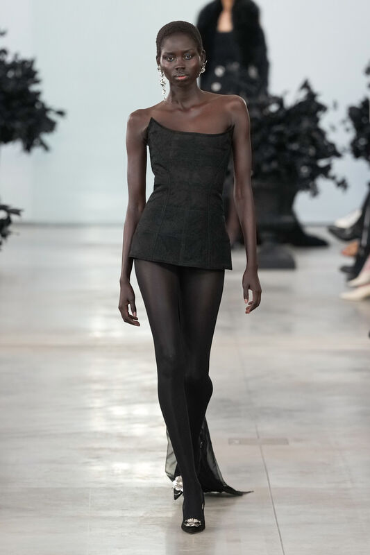 Blumarine F25 003