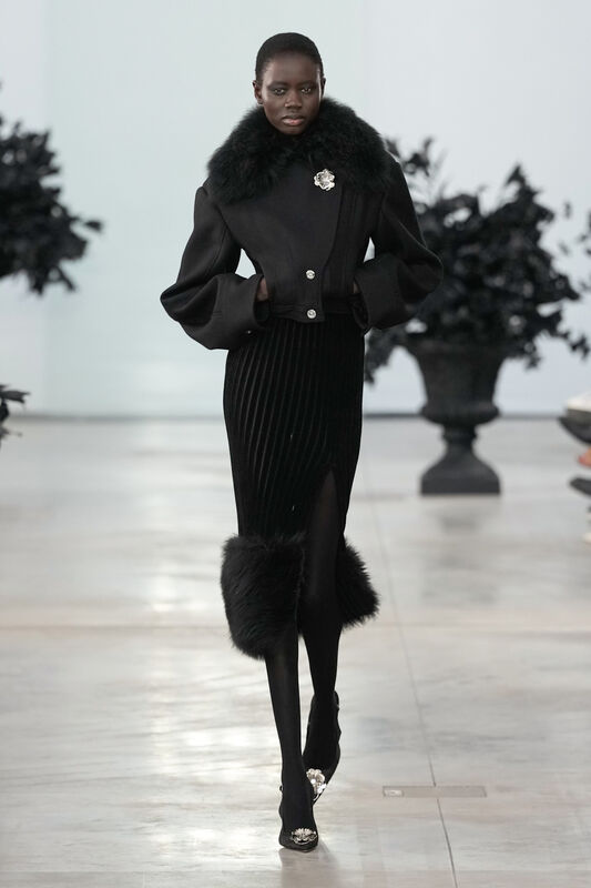 Blumarine F25 006