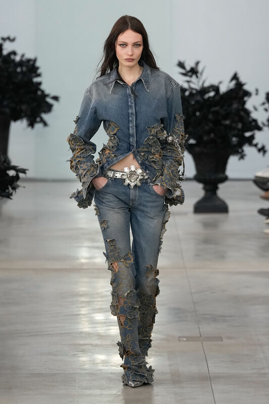 Blumarine F25 014