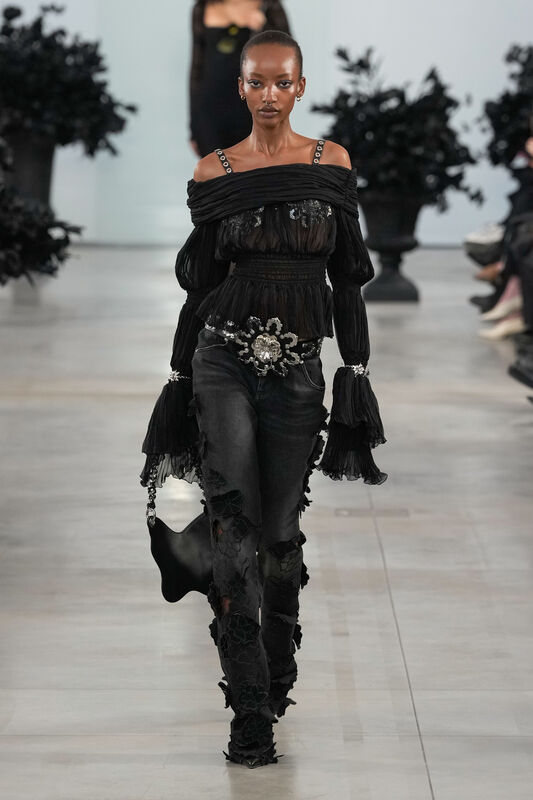 Blumarine F25 017