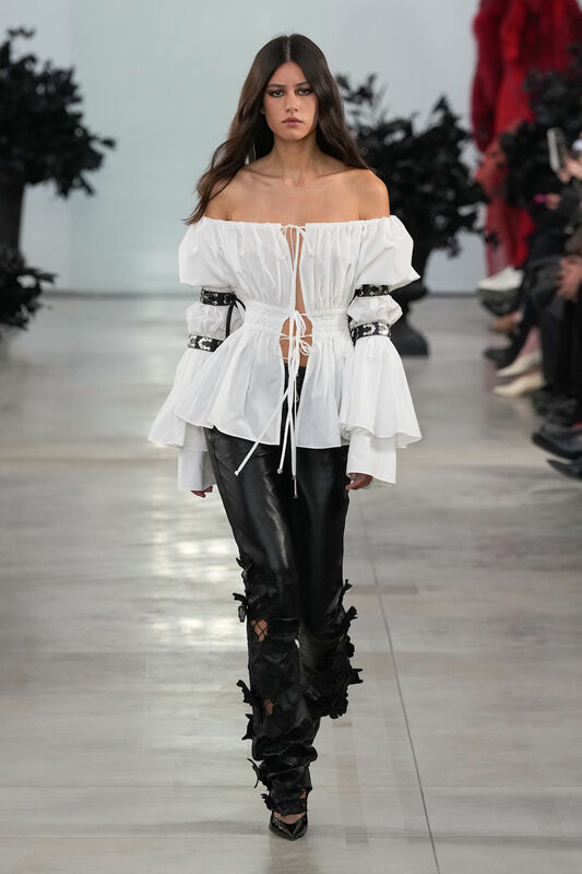 Blumarine F25 019